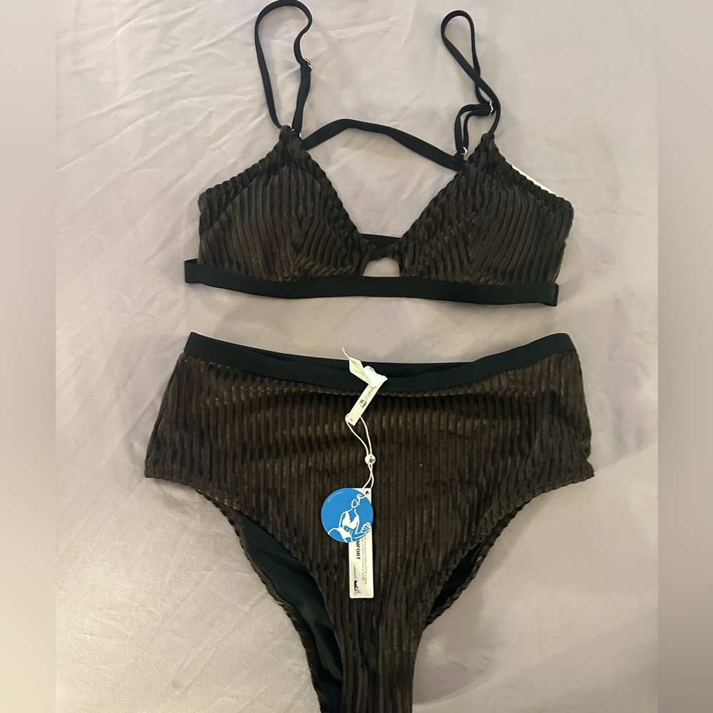 NWT Cupshe Bikini set